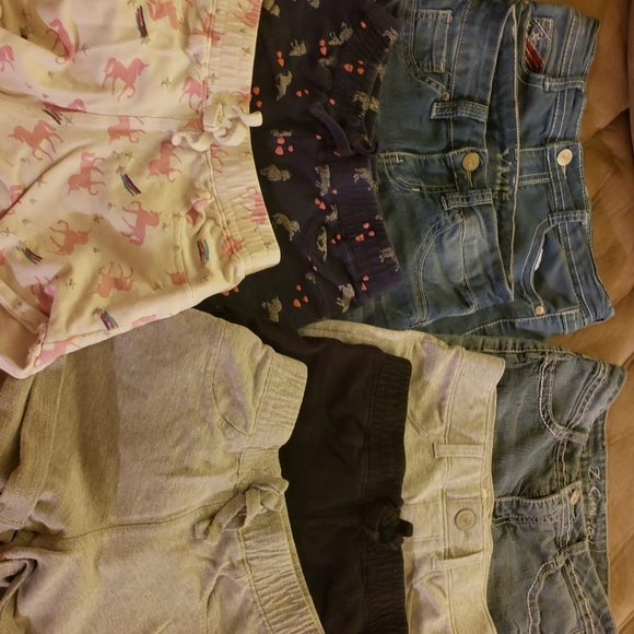 Girls size 8 and 10/12 clothes size 3 shoes - Picture 13 of 15